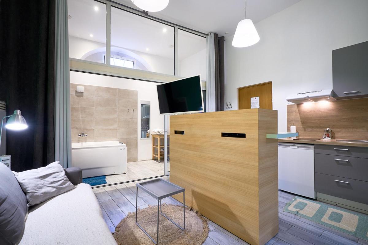 Wellkhome Appartements&Services Bordeaux Buitenkant foto